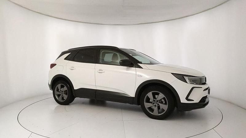Usata Opel Grandland X GS Line 131 CV (96 kW) 2022 Bianco SUV