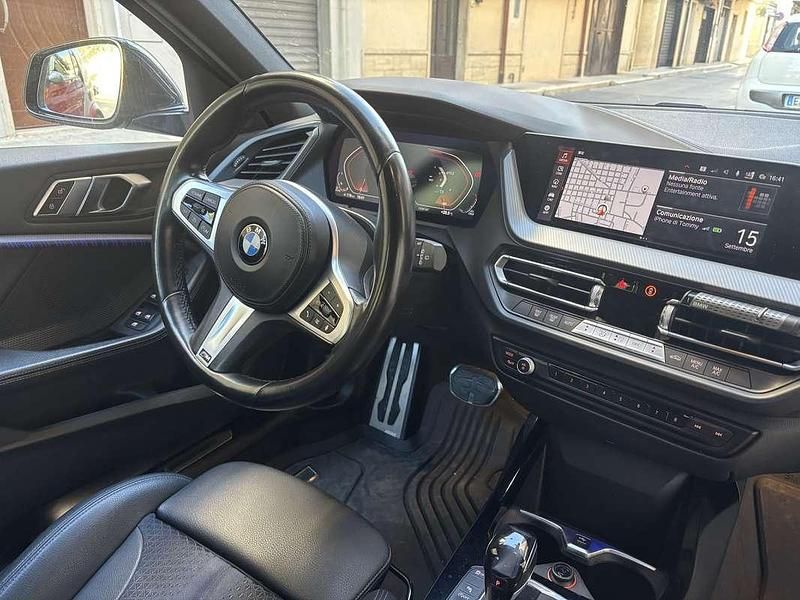 Usata BMW 116 M Sport 116 CV (85 kW) 2021 Grigio Utilitaria