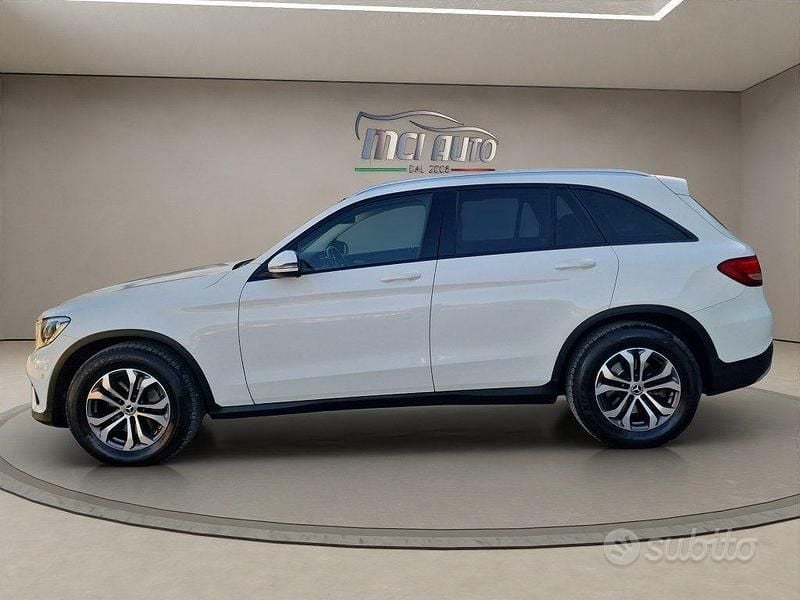 Usata Mercedes GLC220 169 CV (124 kW) 2018 Bianco SUV
