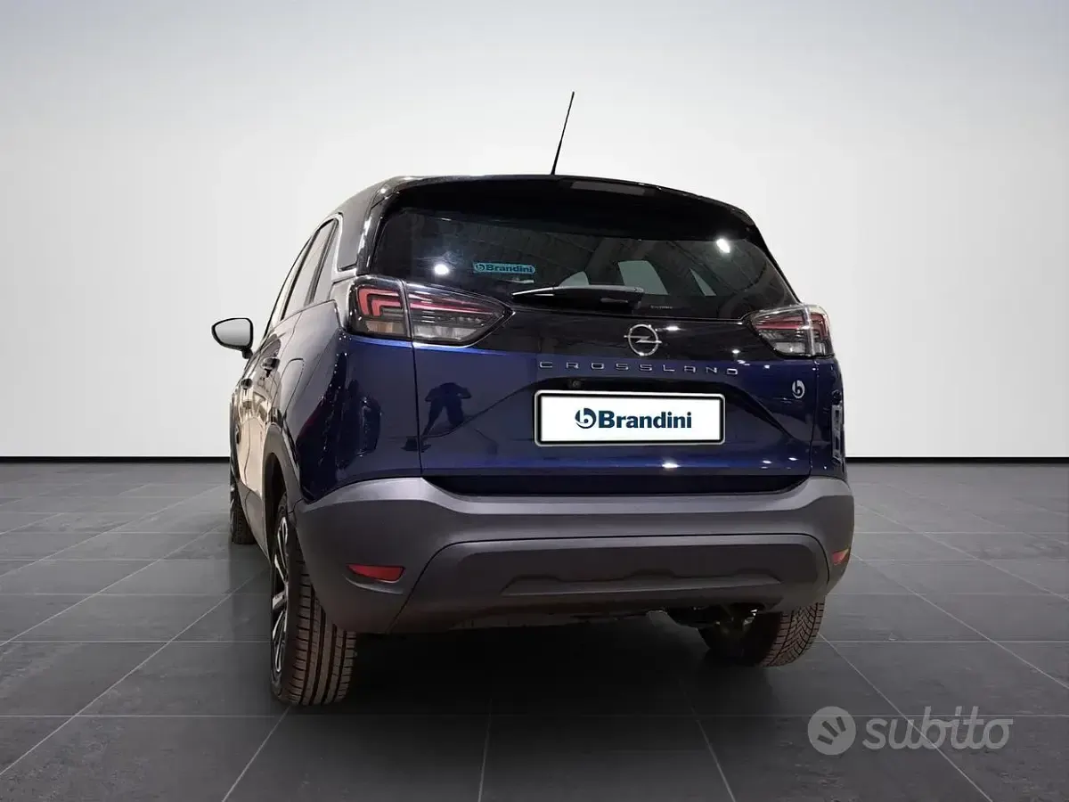 Usata Opel Crossland X Elegance 110 CV (80 kW) 2022 Blu di blu SUV