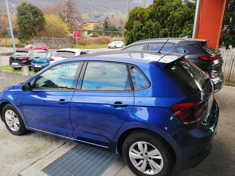 Usata VW Polo Comfortline 80 CV (58 kW) 2018 Blu/azzurro Utilitaria