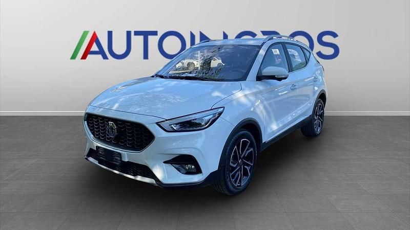 Usata MG ZS Luxury 111 CV (81 kW) 2023 Bianco SUV