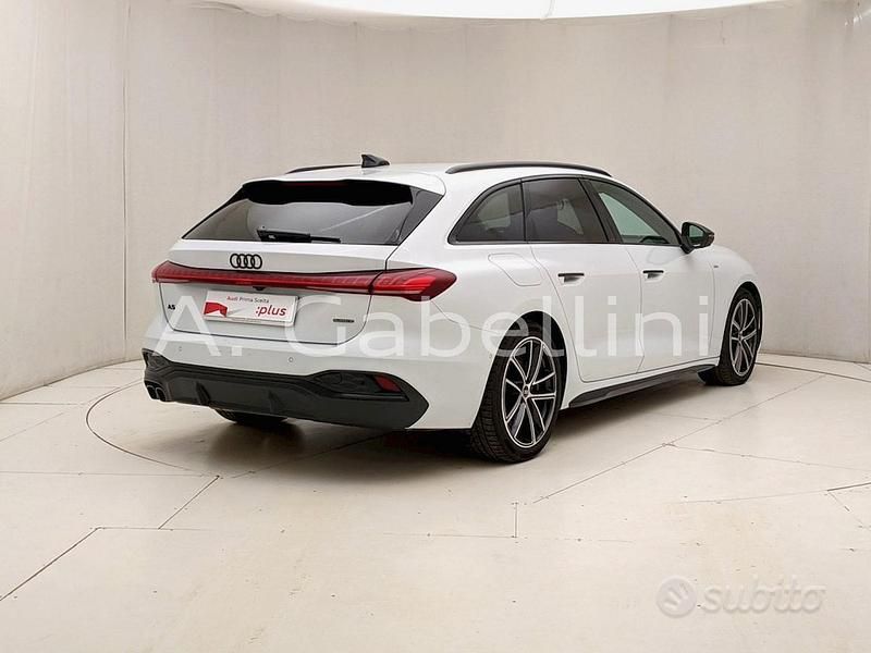 Usata Audi A5 S-Line 204 CV (150 kW) 2025 Blu Station wagon