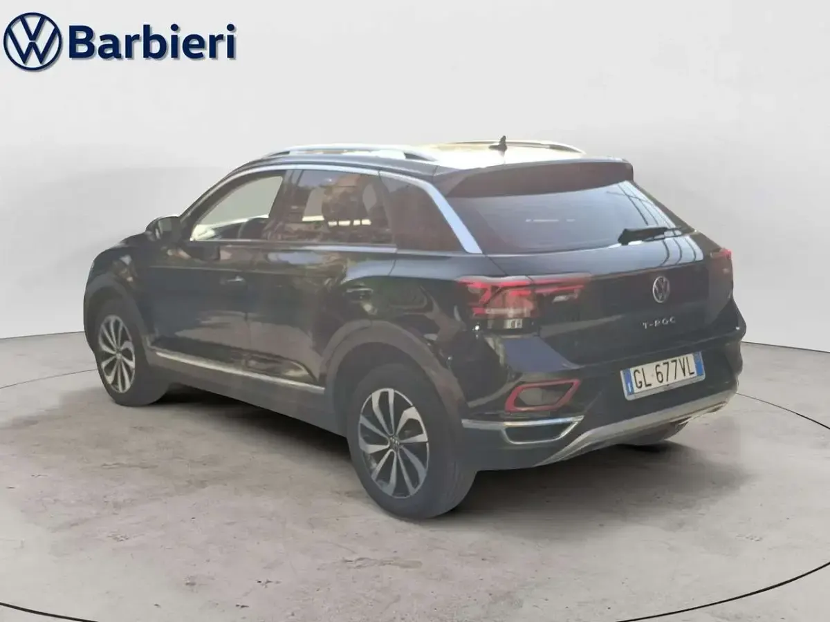 Usata VW T-Roc Style 110 CV (80 kW) 2023 Nero SUV