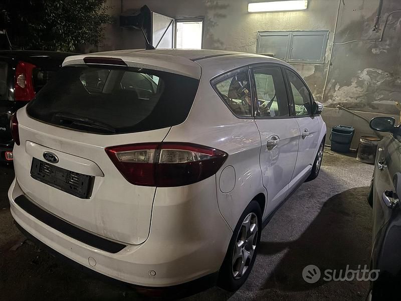 Usata Ford C-MAX 120 CV (88 kW) 2013 Bianco Monovolume