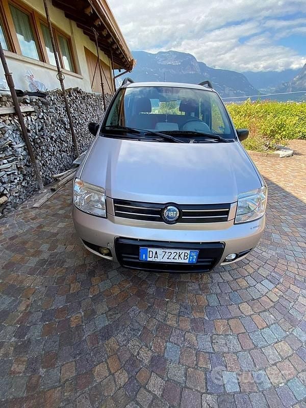Usata Fiat Panda 2006 Grigio Utilitaria