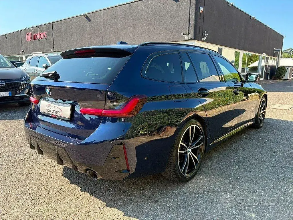 Usata BMW 318 M Sport 150 CV (110 kW) 2022 Bluazzurro Station wagon