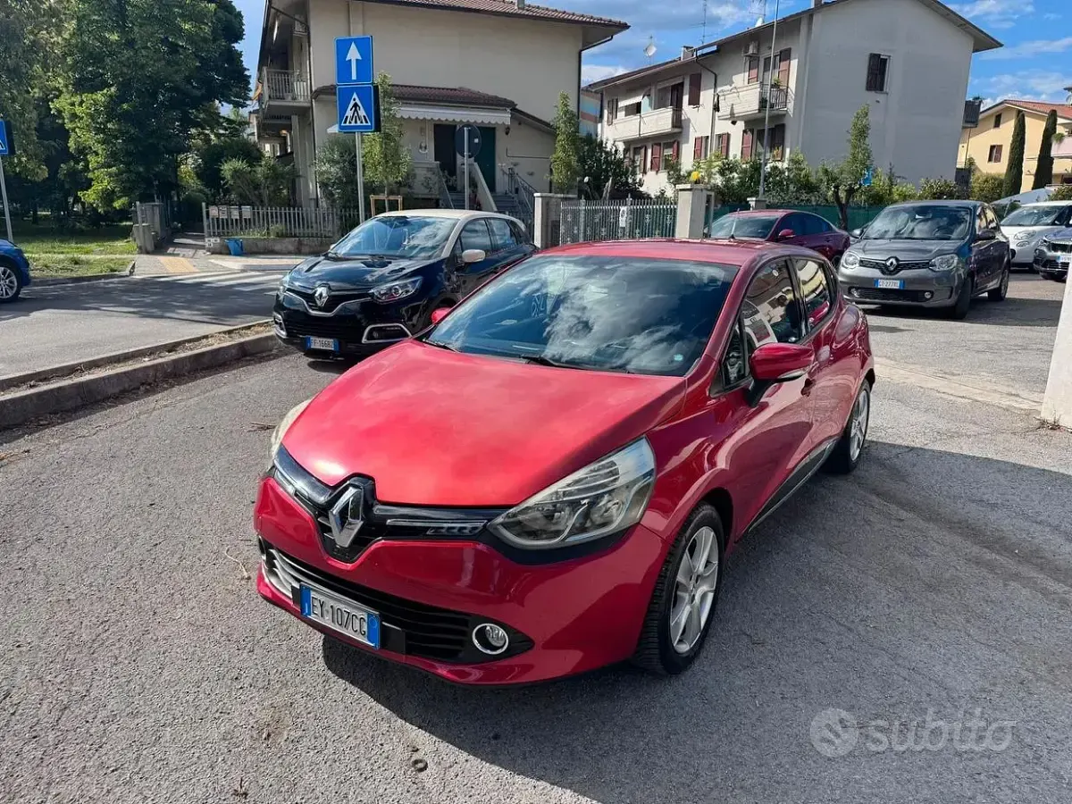 Usata Renault Clio IV 75 CV (55 kW) 2015 Rosso Berlina