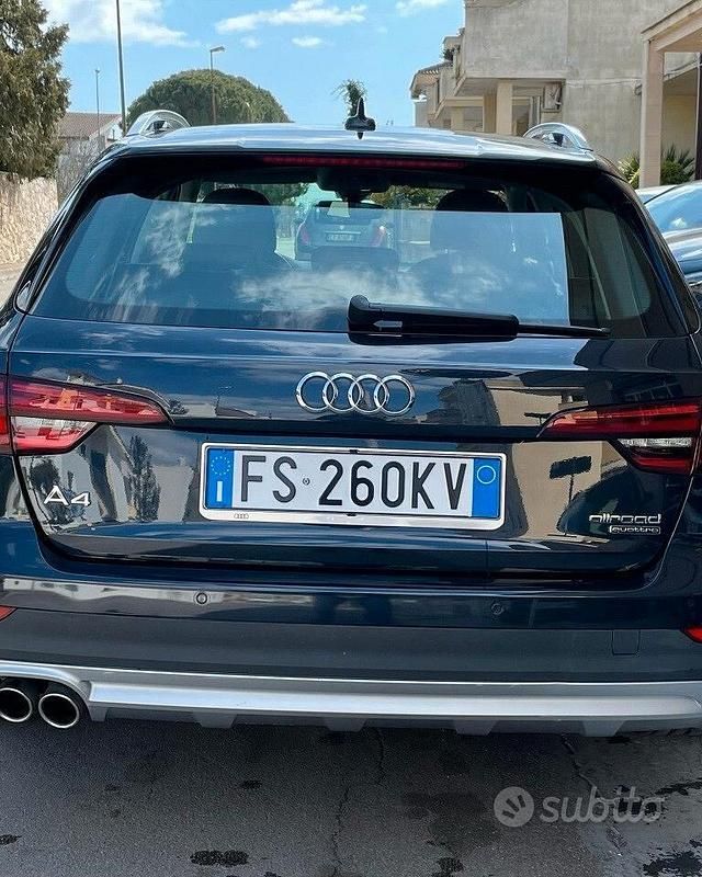 Usata Audi A4 Allroad Business 190 CV (139 kW) 2018 Grigio Station wagon