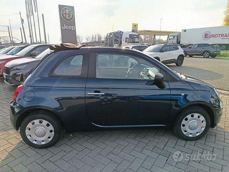 Usata Fiat 500C Dolcevita 69 CV (50 kW) 2024 Blu/azzurro Cabrio