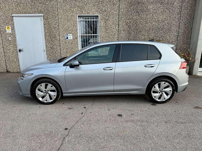 Usata VW Golf VIII Edition 116 CV (85 kW) 2024 Argento Berlina