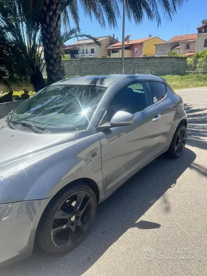 Usata Alfa Romeo MiTo 120 CV (88 kW) 2009 Grigio Utilitaria