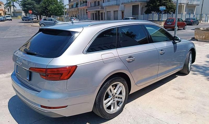 Usata Audi A4 Business Plus 122 CV (89 kW) 2016 Station wagon