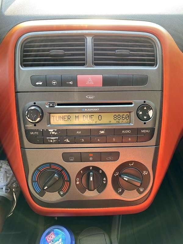 Usata Fiat Grande Punto Active 77 CV (56 kW) 2006 Utilitaria