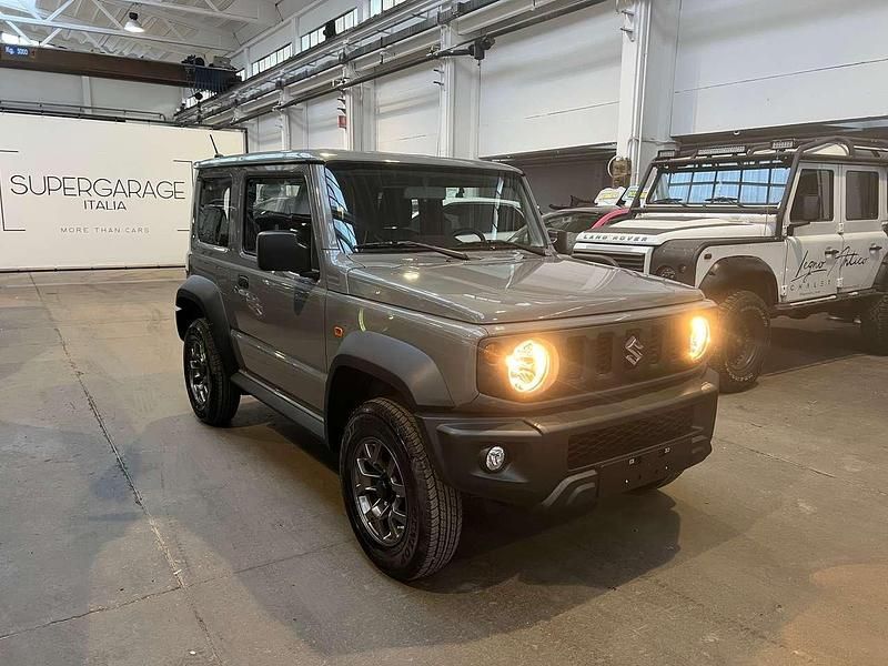Nuova Suzuki Jimny 102 CV (75 kW) 2025 Grigio SUV