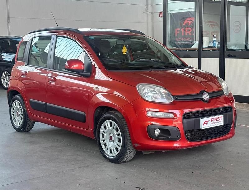 Usata Fiat Panda Lounge 74 CV (54 kW) 2012 Arancione Utilitaria