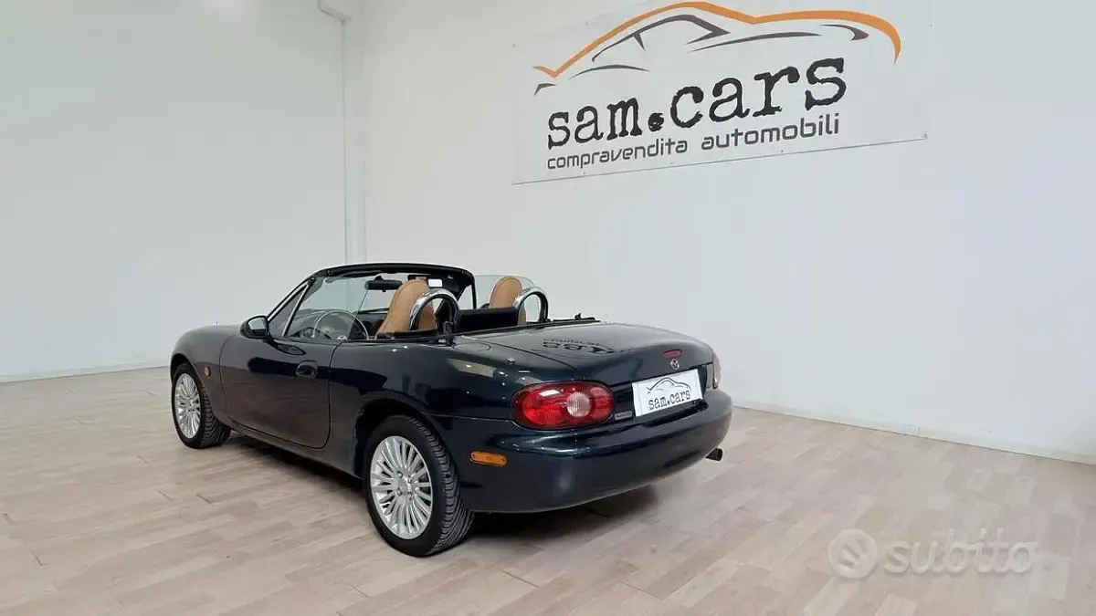 Usata Mazda MX5 110 CV (80 kW) 2005 Verde Cabrio