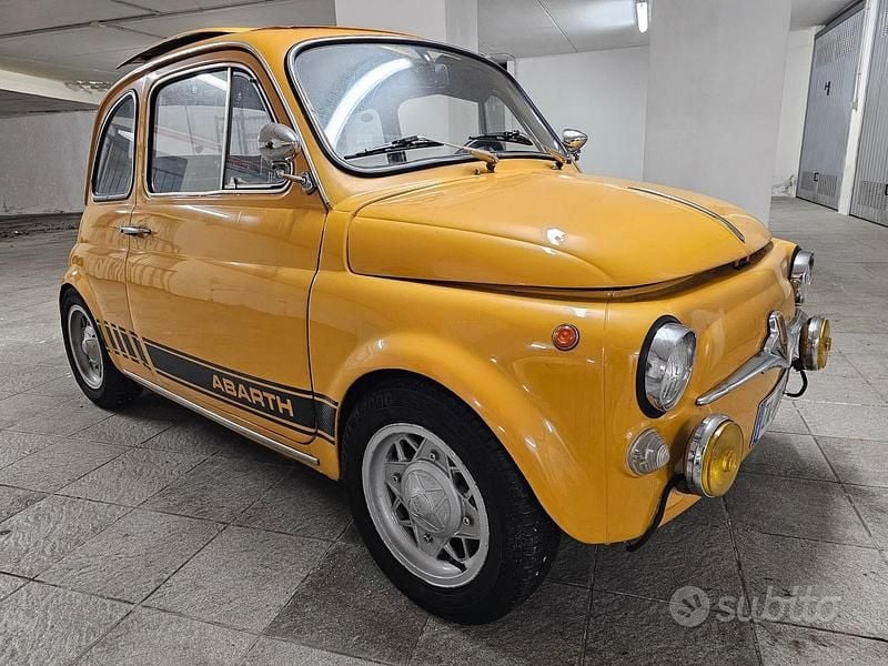 Usata Fiat 500 25 CV (18 kW) 1960 Giallo Utilitaria