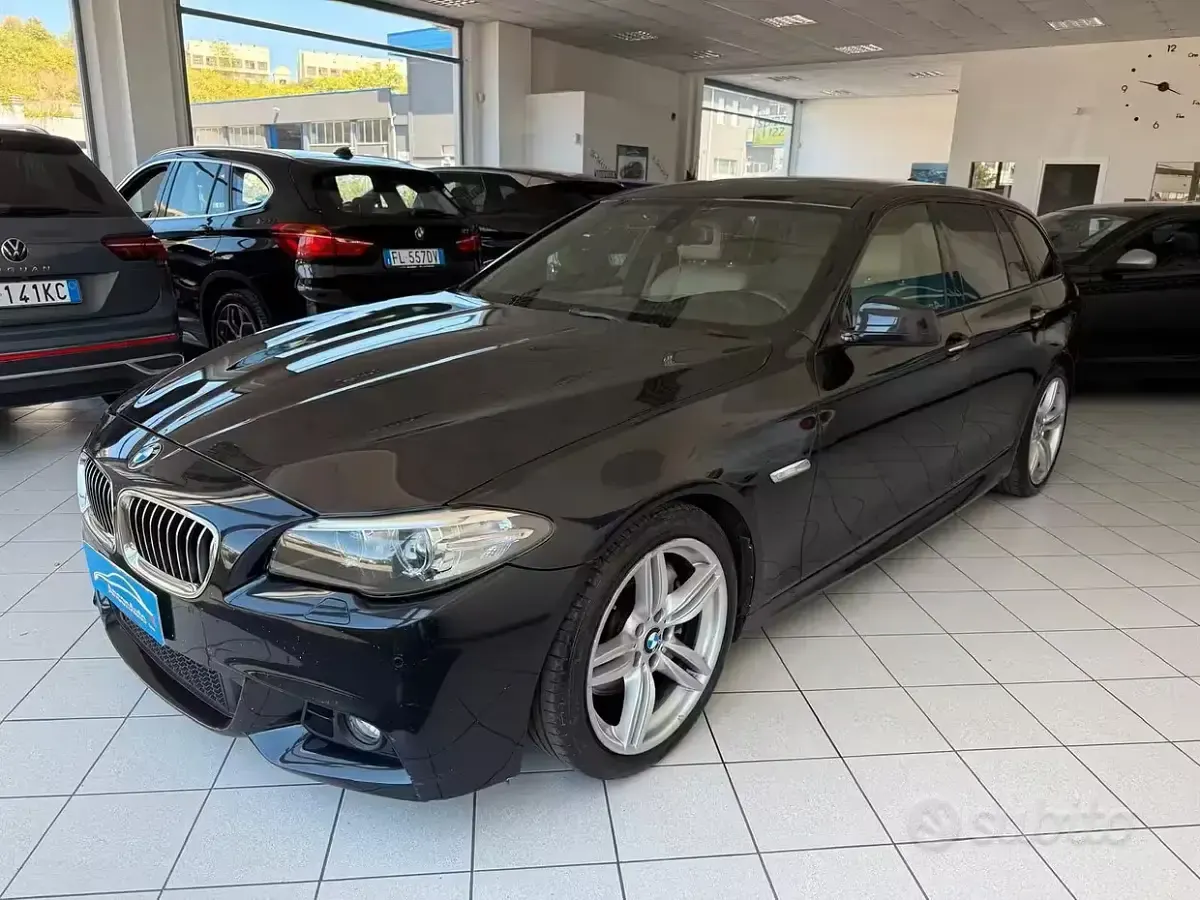 Usata BMW 525 M Sport 218 CV (160 kW) 2012 Blu Berlina
