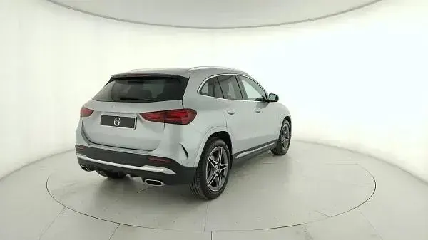 Usata Mercedes GLA180 Advanced Plus 136 CV (100 kW) 2024 Grigio SUV
