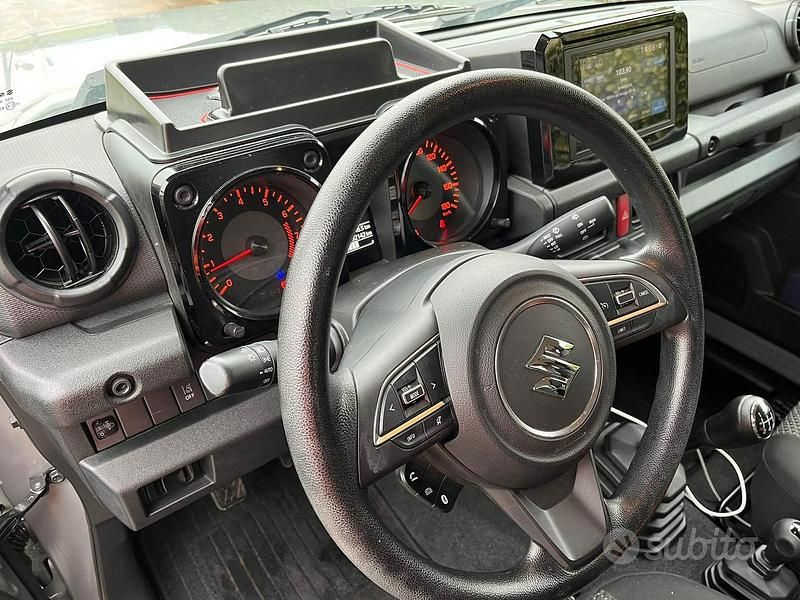 Usata Suzuki Jimny 2023 Grigio SUV