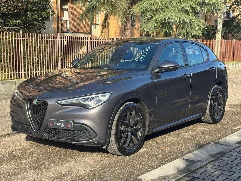 Grigio vesuvio Usata 2021 Alfa Romeo Stelvio Veloce SUV | 21.950 € (Super prezzo) - Immagine 1/4