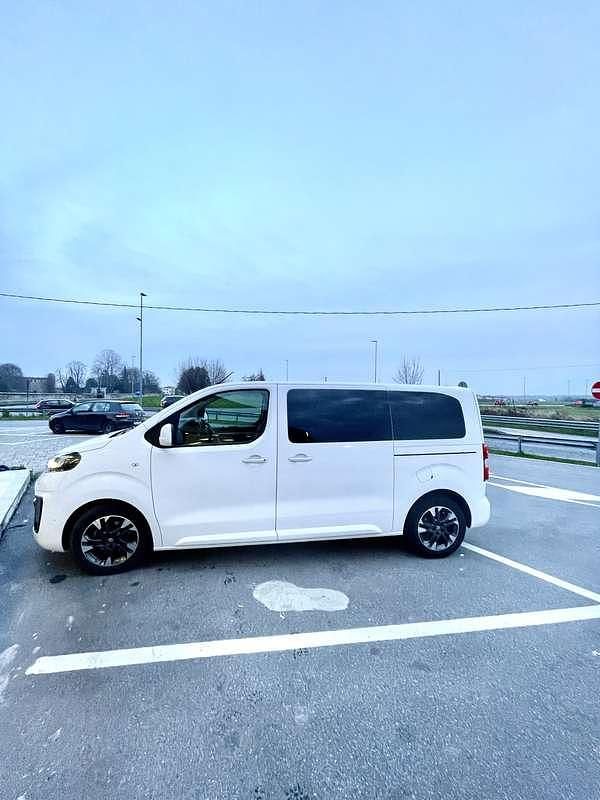 Usata Opel Zafira Life Elegance 180 CV (132 kW) 2021 Bianco Monovolume