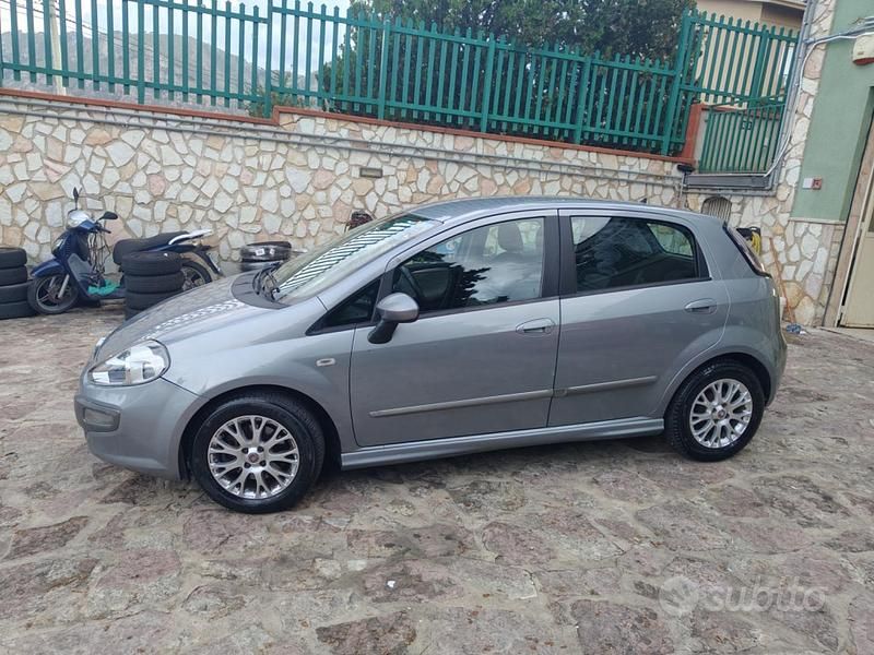 Usata Fiat Punto Evo S 75 CV (55 kW) 2011 Grigio Utilitaria