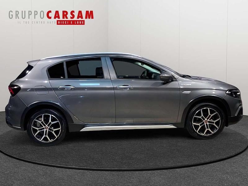 Usata Fiat Tipo Cross 99 CV (72 kW) 2023 Grigio Berlina