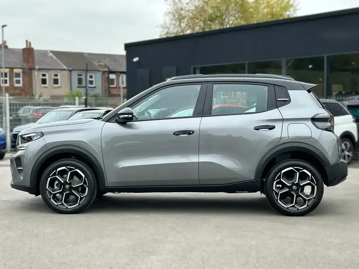 Nuova Citroën C3 100 CV (73 kW) 2026 Grigio SUV