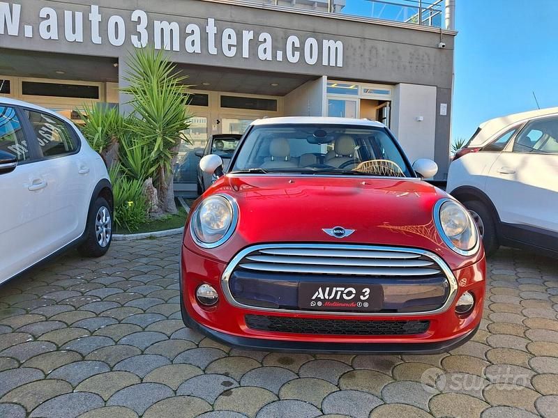 Usata Mini Cooper D 116 CV (85 kW) 2015 Rosso Utilitaria