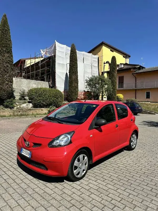 Begagnad Toyota Aygo 68 HK (50 kW) 2008 Halvkombi