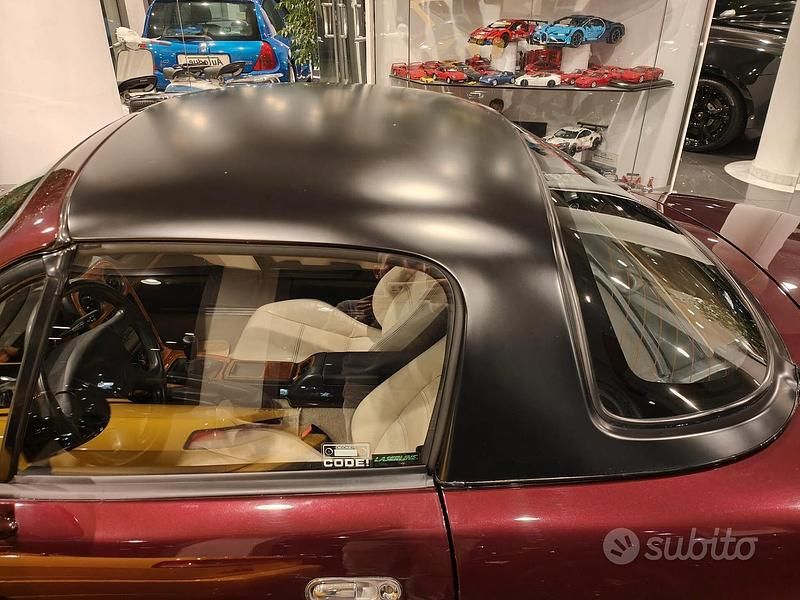 Usata Mazda MX5 90 CV (66 kW) 1997 Rosso Cabrio