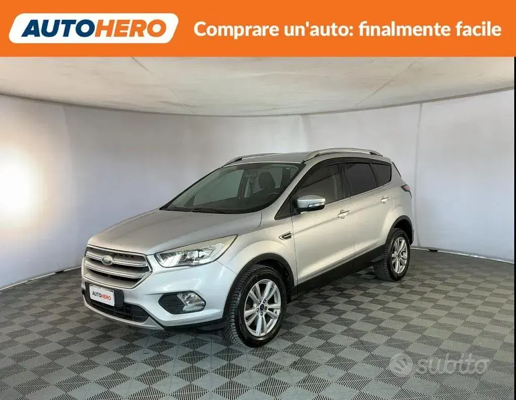 Usado Ford Kuga Business Edition 120 CV (88 kW) 2018 SUV