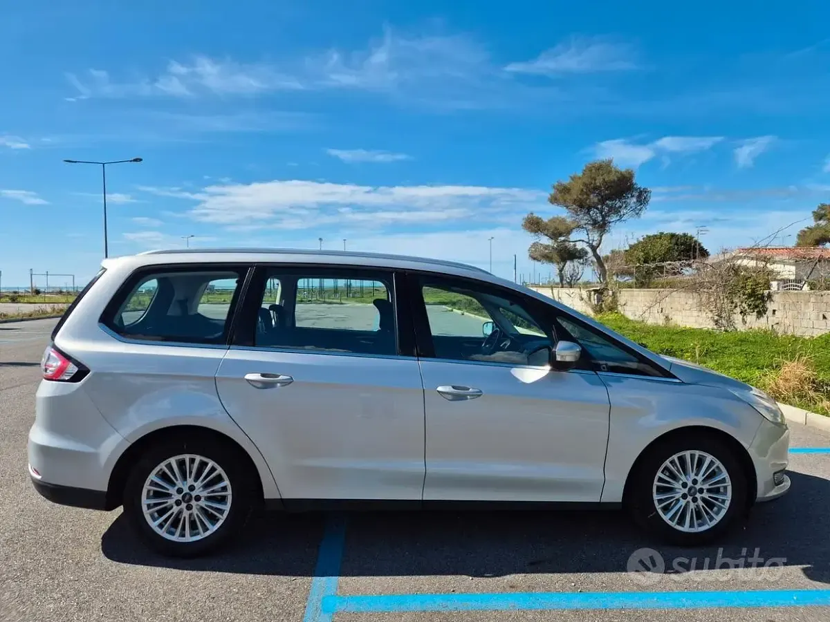 Usata Ford Galaxy Titanium 150 CV (110 kW) 2016 Grigio Monovolume