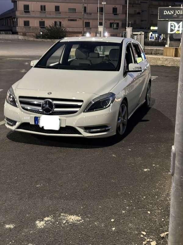 Usata Mercedes B200 Executive 136 CV (100 kW) 2012 Monovolume