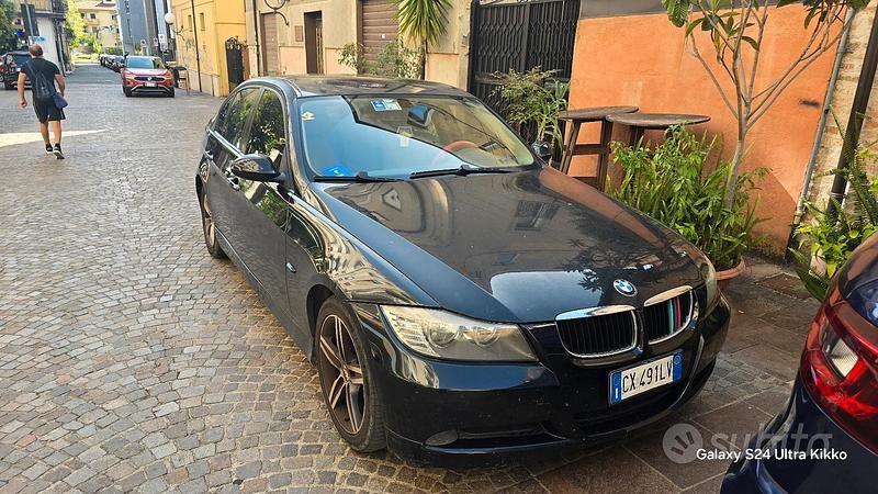 Usata BMW 320 163 CV (119 kW) 2005 Nero Berlina