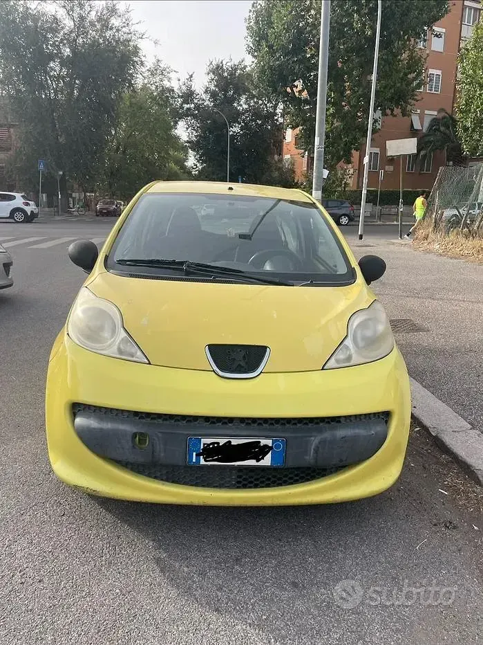 Usata Peugeot 107 68 CV (50 kW) 2009 Giallo Utilitaria