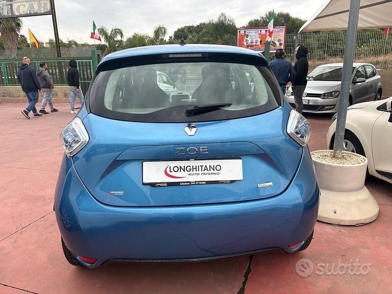 Usata Renault Zoe Life 67 kW (92 CV) 2019 Blu Utilitaria