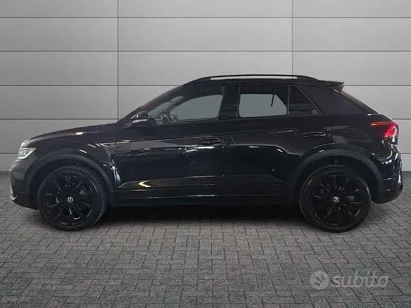 Usata VW T-Roc R-line 150 CV (110 kW) 2023 Nero SUV
