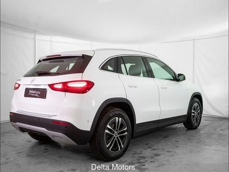 Nuova Mercedes GLA180 Advanced 116 CV (85 kW) 2026 Nero SUV