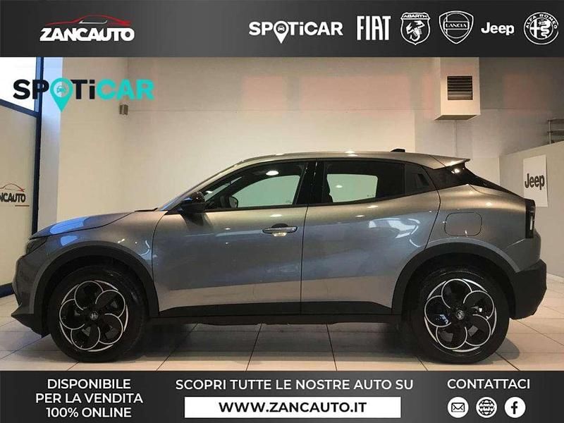 Usata Alfa Romeo Junior 114 kW (156 CV) 2025 Grigio SUV