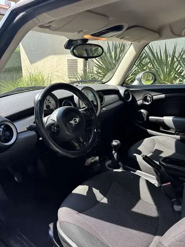 Usata Mini ONE 75 CV (55 kW) 2012 Bianco Utilitaria