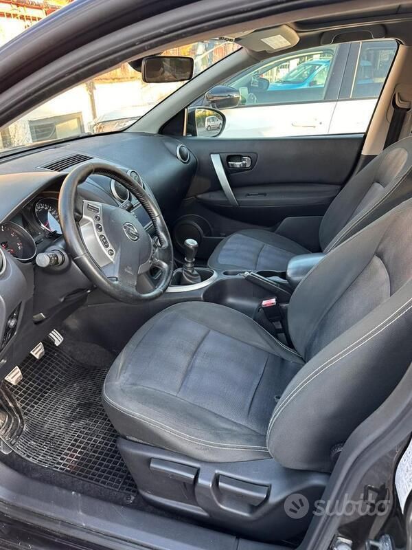 Usata Nissan Qashqai 150 CV (110 kW) 2011 Nero SUV