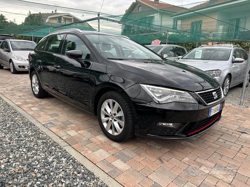 Usata Seat Leon ST FR 115 CV (84 kW) 2020 Nero Station wagon