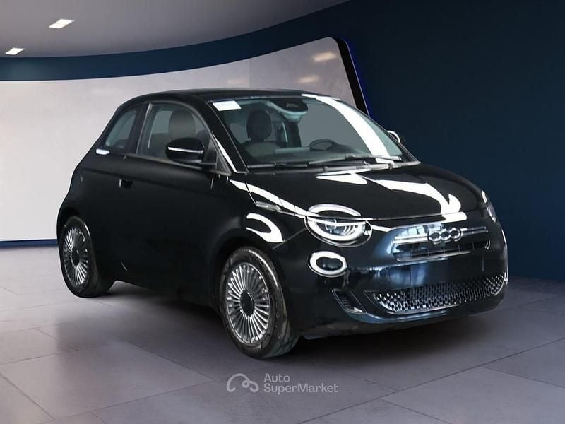 Nuova Fiat 500 65 CV (47 kW) 2026 Nero Berlina