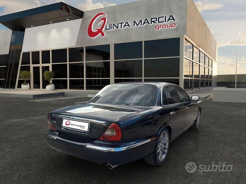 Usata Jaguar XJ Sovereign 207 CV (152 kW) 2006 Nero Berlina