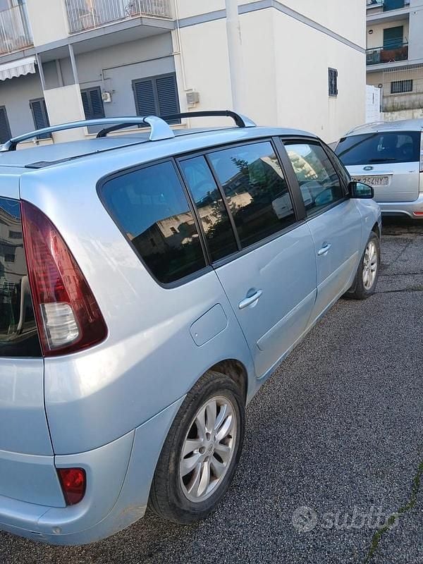 Usata Renault Espace 136 CV (100 kW) 2007 Blu Monovolume