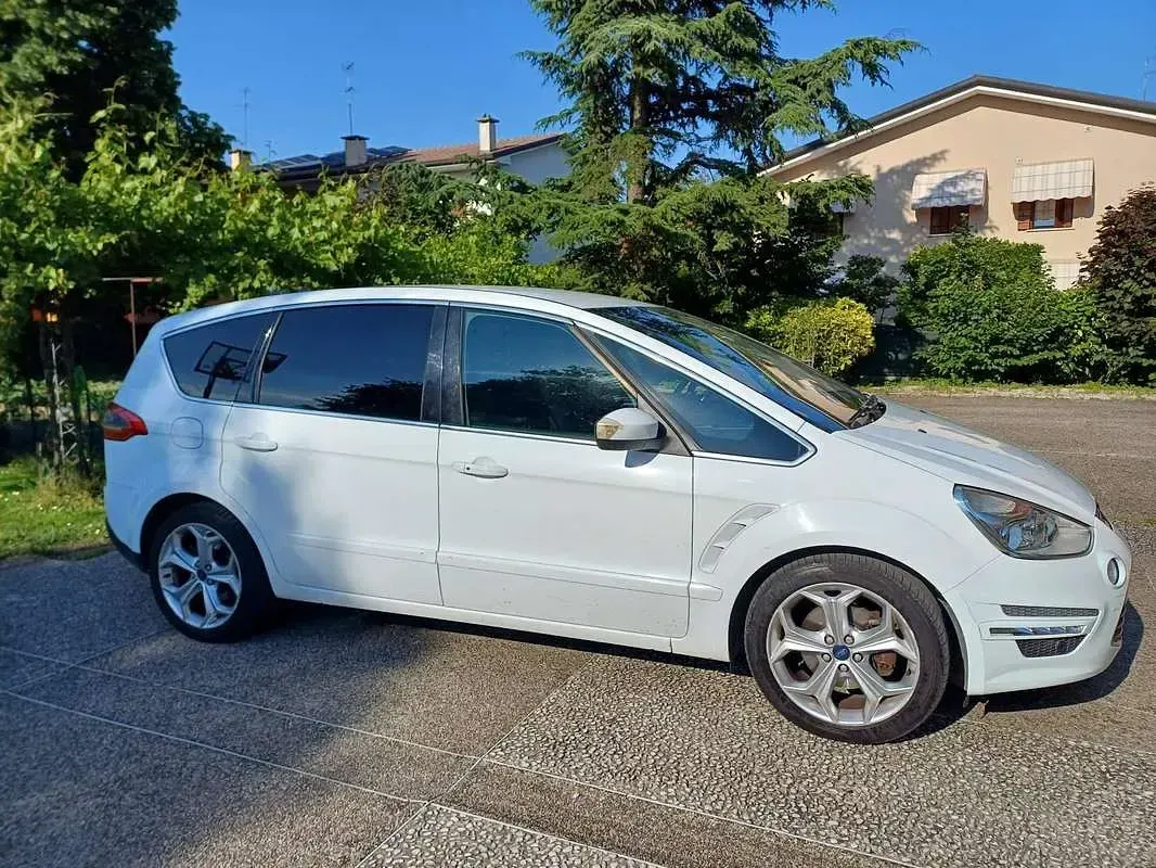 Usata Ford S-MAX S 129 CV (94 kW) 2011 Bianco Monovolume