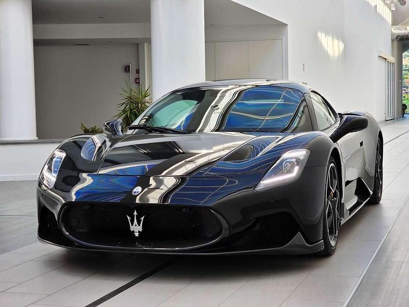 Nero Usata 2022 Maserati MC20 Coupé | 210.000 € (Buon prezzo) - Immagine 1/4